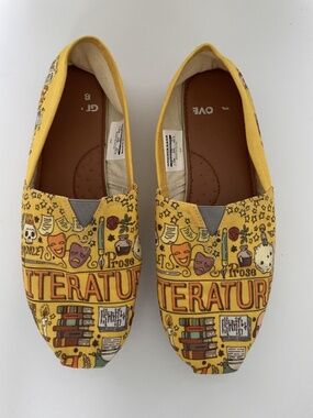 Groove Bags Hamlet Prose Slip On Shoes Womens 7.5 Shakespeare Literature Flats